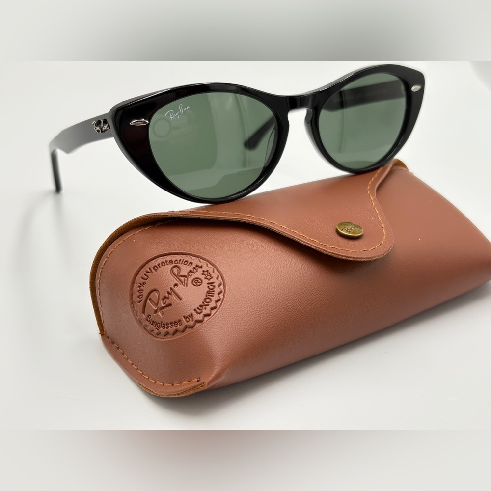 Ray-Ban Nina Black Cat-Eye Sunglasses 901/31 Green G-15 54-140 Comes w/Case - Picture 15 of 16